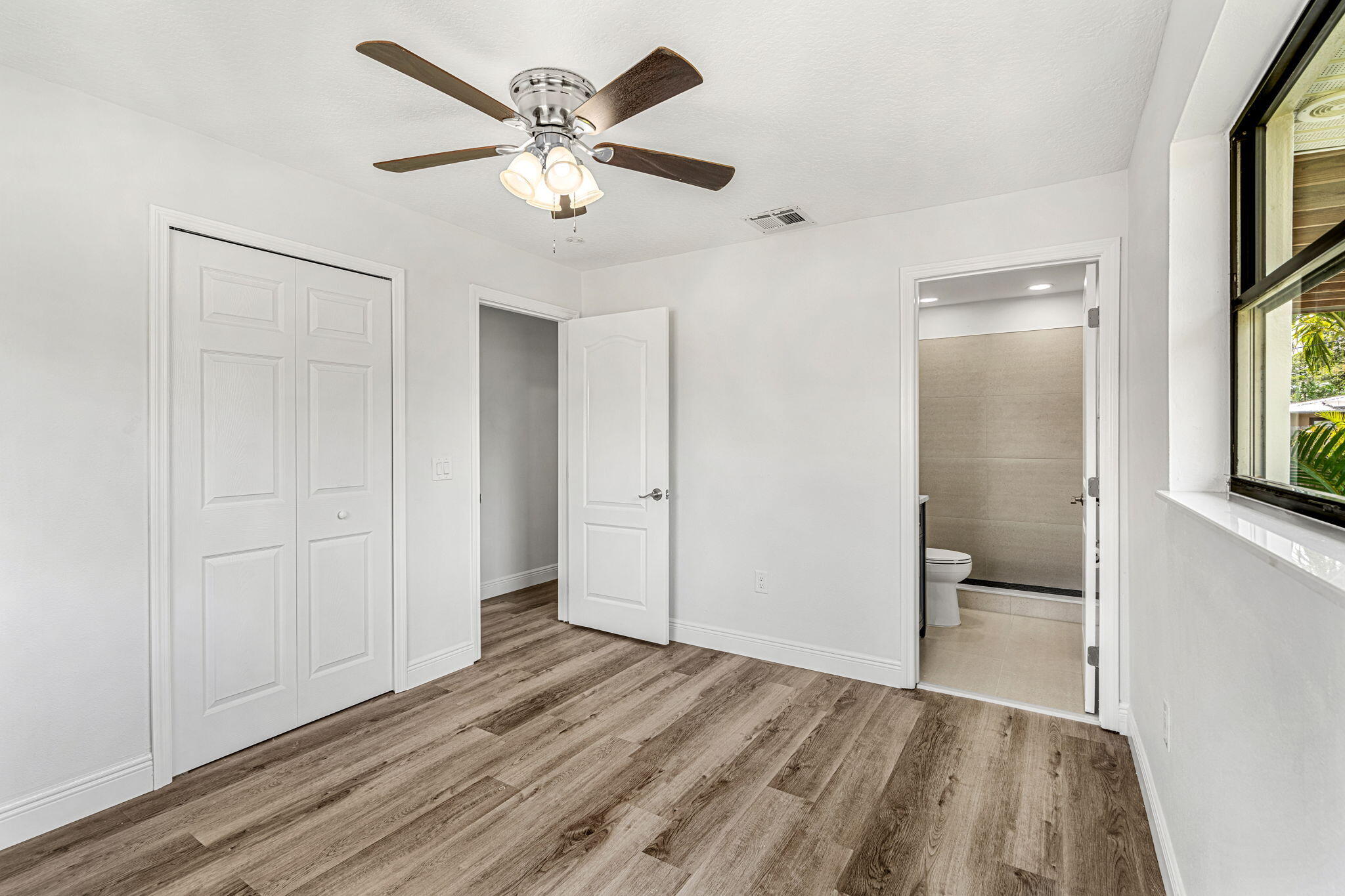 2484 Fatzler Road Melbourne, FL 32935 - Photo 14 of 24 20-web-or-mls-DSC04938-HDR