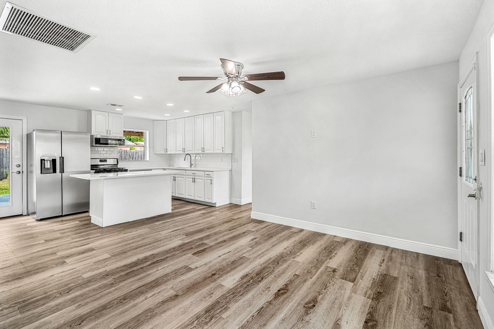 2484 Fatzler Road Melbourne, FL 32935 - Photo 9 of 24 14-web-or-mls-DSC04893-HDR