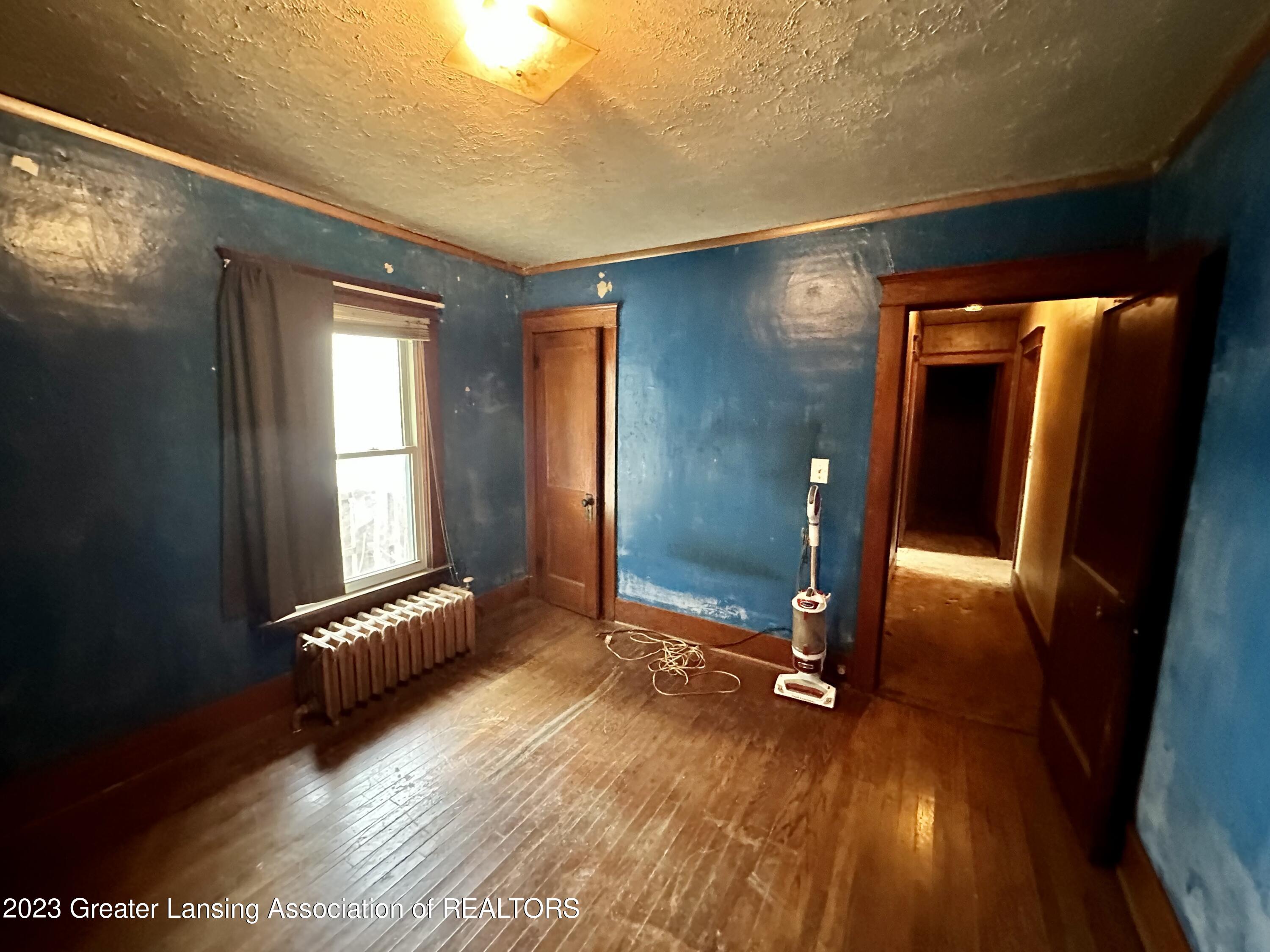 1214 West Valley Road Lansing, MI 48906 - Photo 13 of 23 IMG_3064