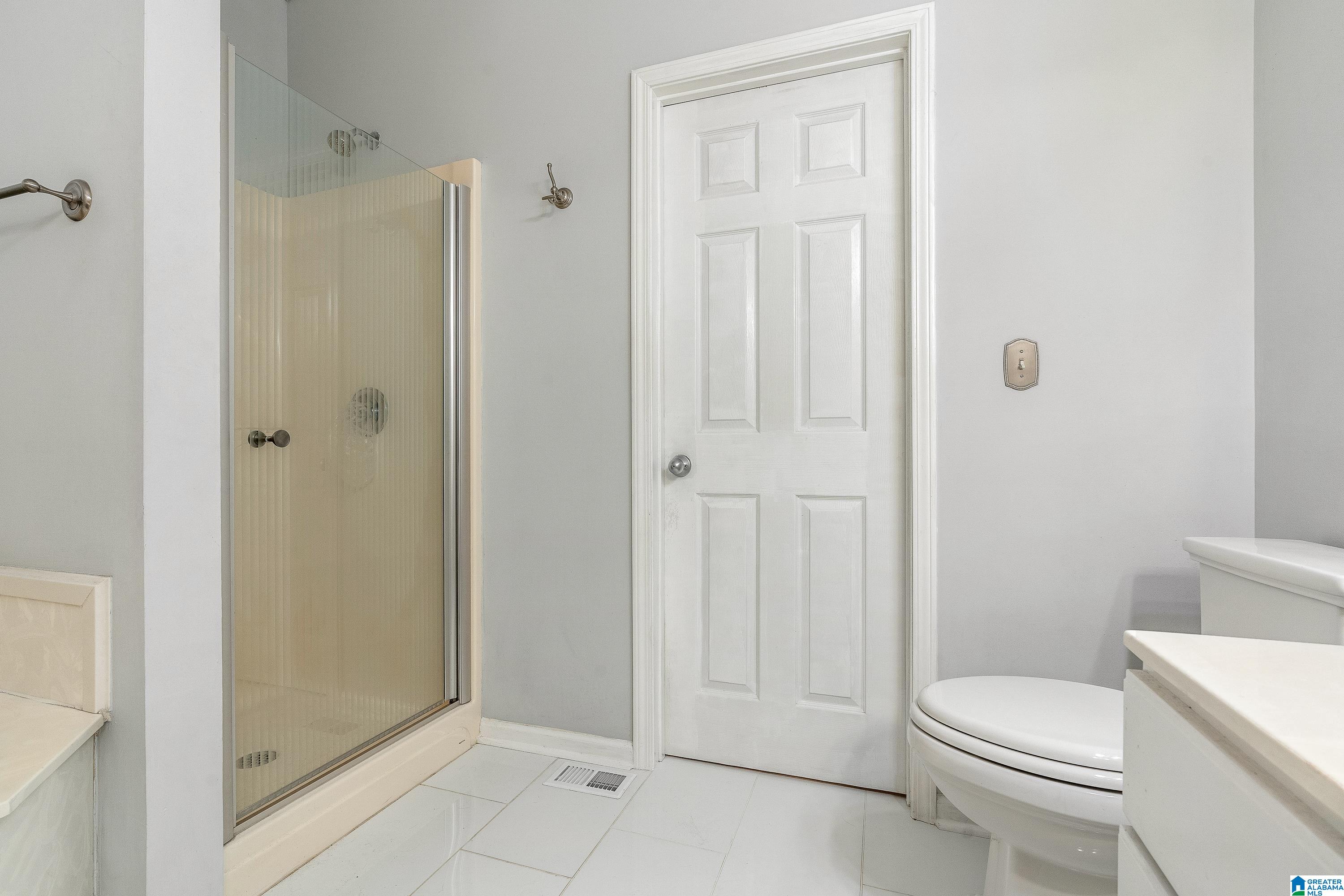 1227 Deer Trail Road Birmingham, AL 35226 - Photo 18 of 37