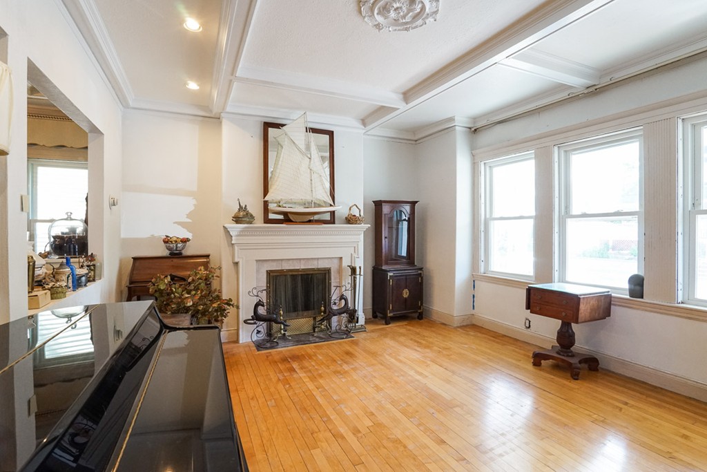 284 River Road Winthrop, MA 02152 - Photo 14 of 22 Gallery Image 14