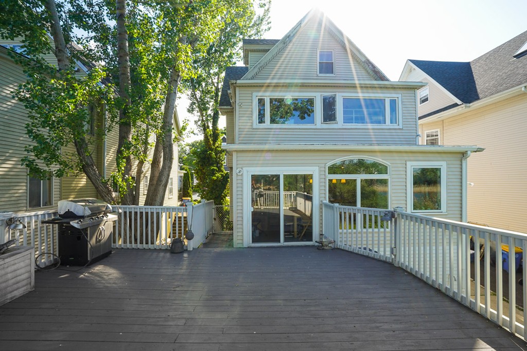 284 River Road Winthrop, MA 02152 - Photo 19 of 22 Gallery Image 19