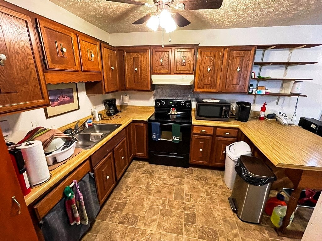875 4 Seasons Road Rural Retreat, VA 24368 - Photo 10 of 36 Gallery Image 10