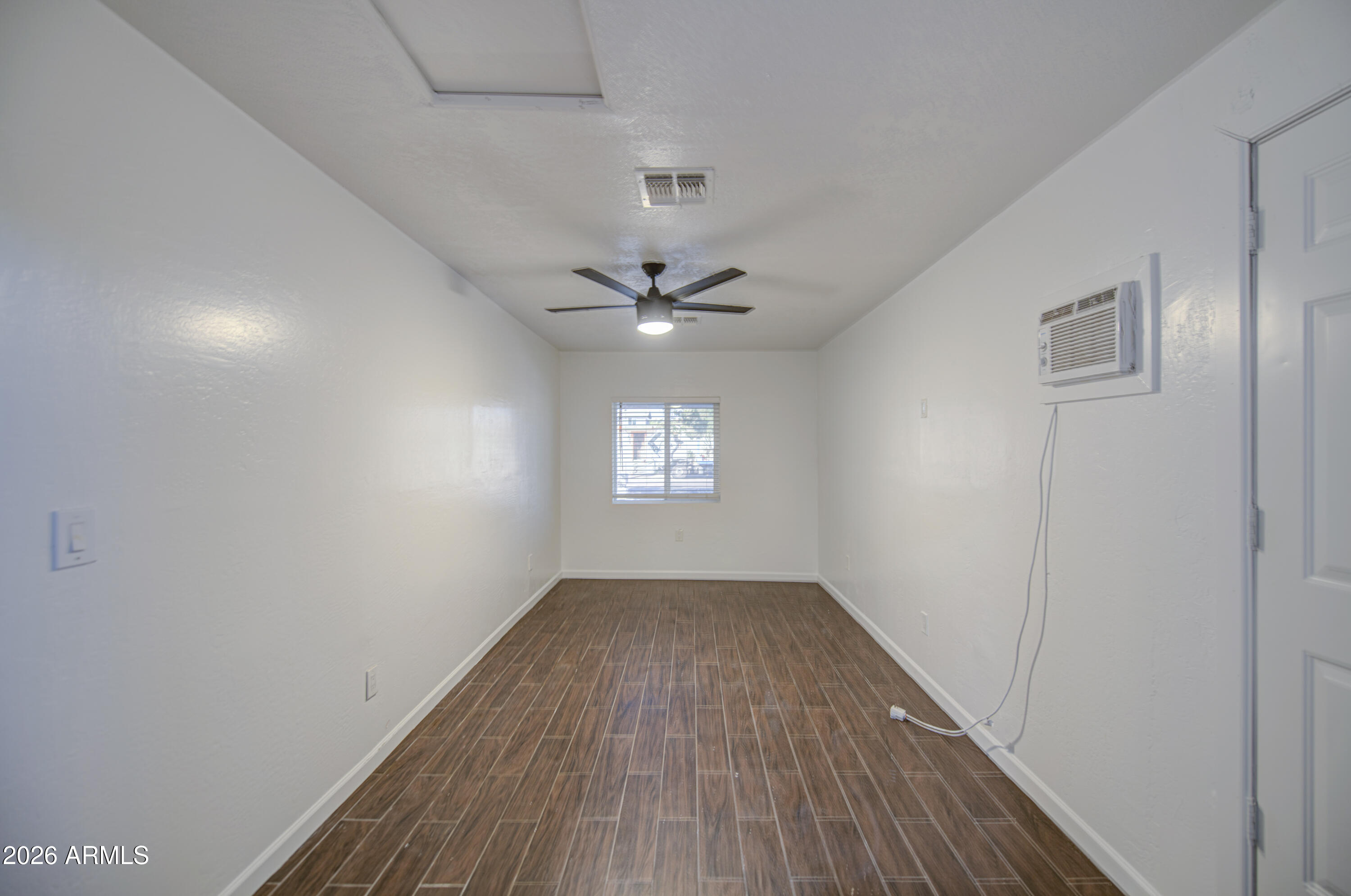 6071 West Osborn Road Phoenix, AZ 85033 - Photo 10 of 20 Bonus Room 1