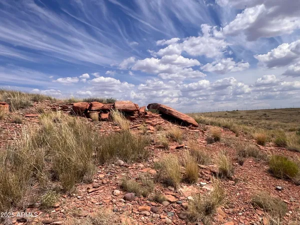 a view of a sky view