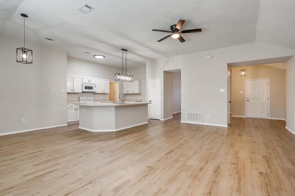3532 Bandera Ranch Road Fort Worth, TX 76262 - Photo 13 of 40