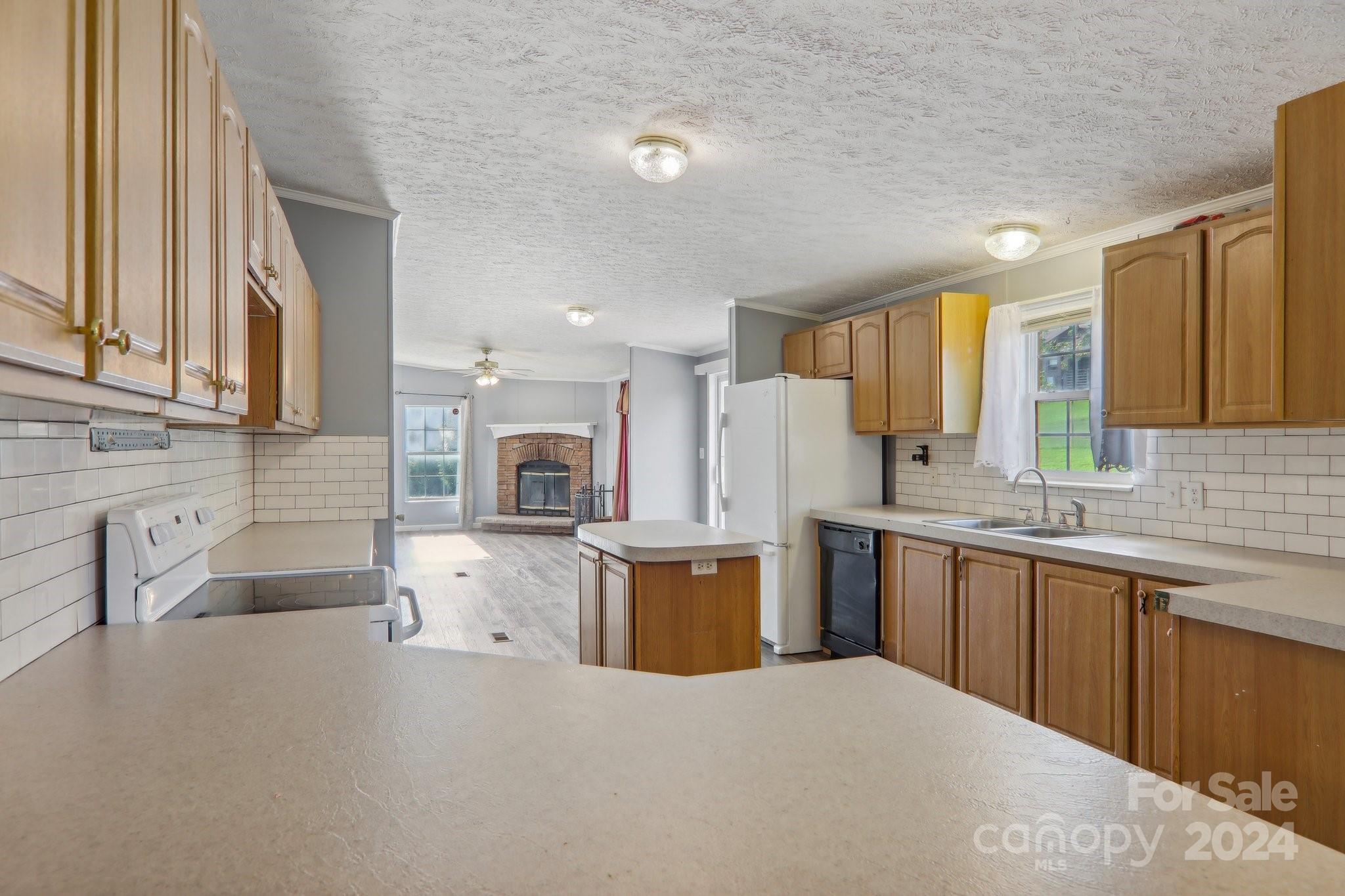 4 Wolf Ridge Canton, NC 28716 - Photo 31 of 44 Gallery Image 31