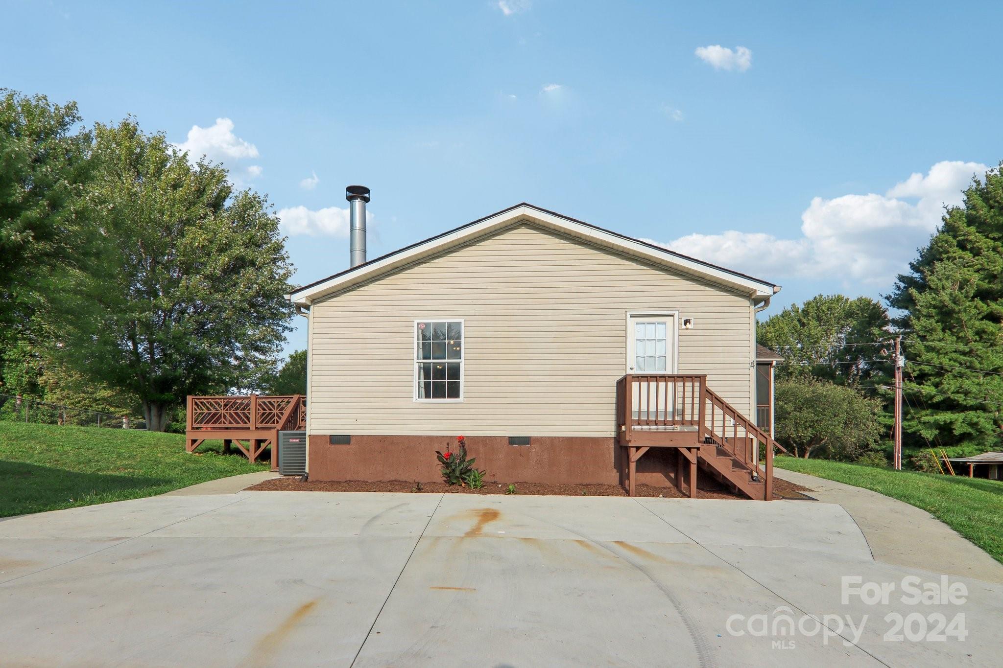 4 Wolf Ridge Canton, NC 28716 - Photo 43 of 44 Gallery Image 43