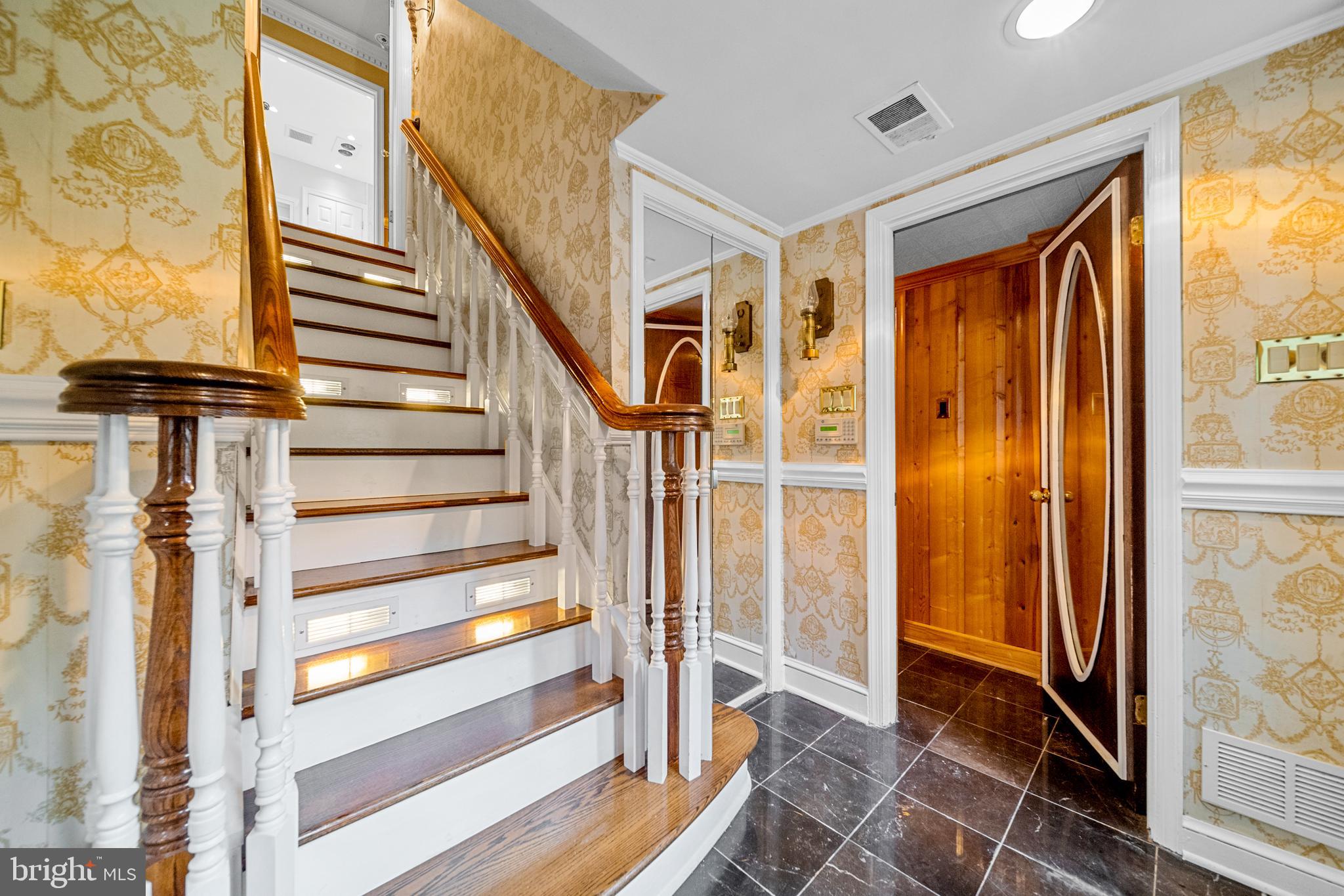 18189 Sands Road Purcellville, VA 20132 - Photo 16 of 145 Basement stairs & entrance from porch.