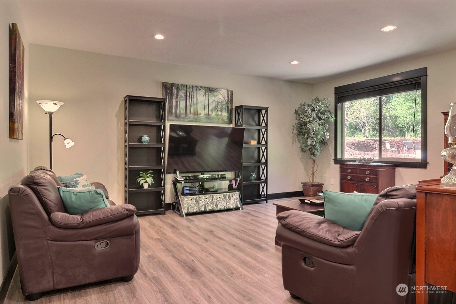 1537 Southwest Old Clifton Road Port Orchard, WA 98367 - Photo 15 of 40 Gallery Image 15