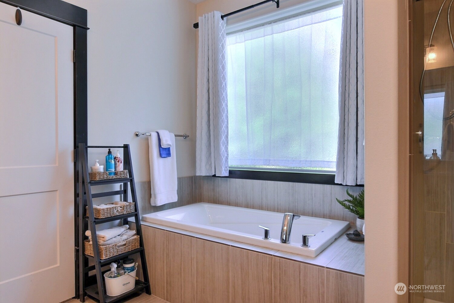 1537 Southwest Old Clifton Road Port Orchard, WA 98367 - Photo 19 of 40 Gallery Image 19