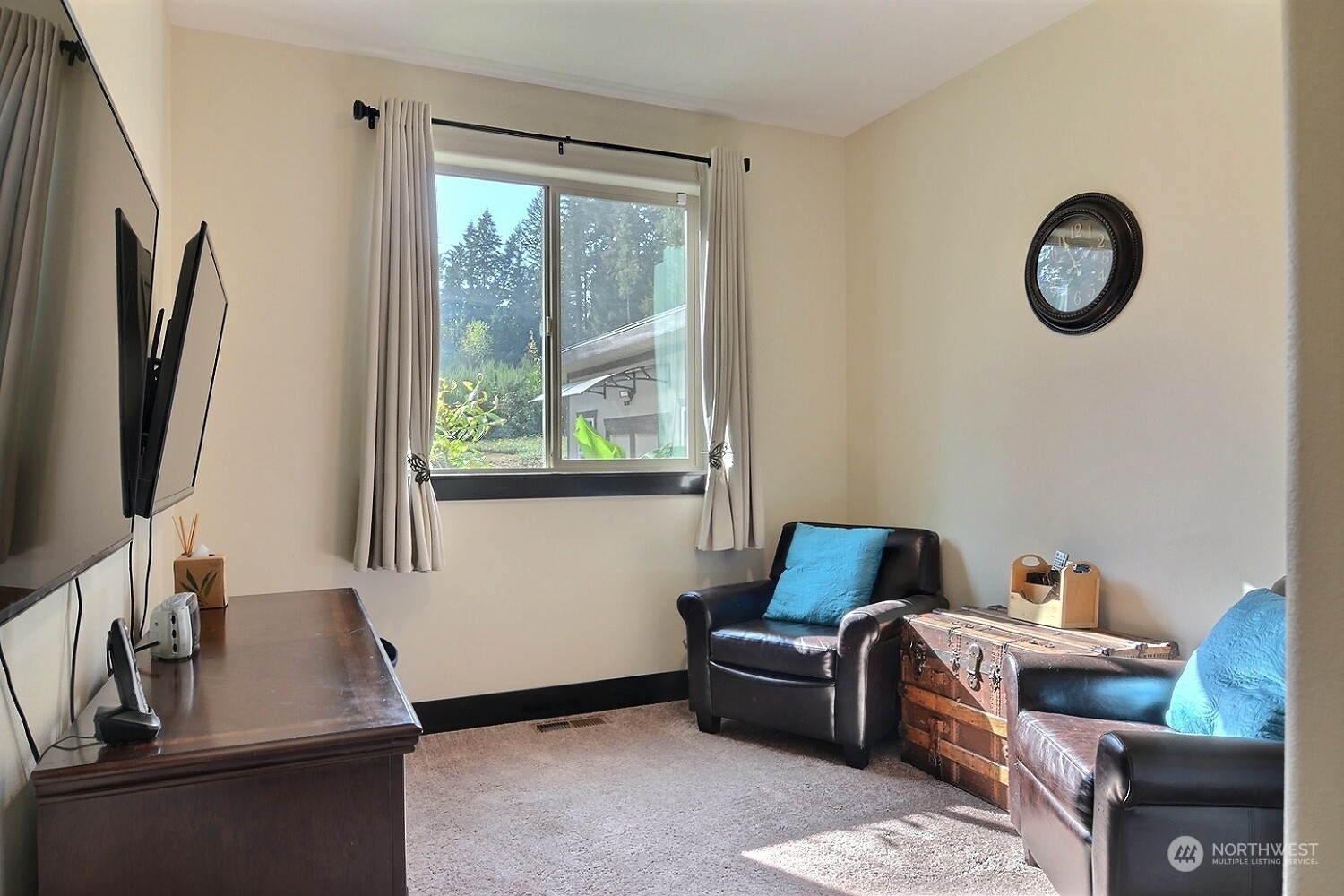 1537 Southwest Old Clifton Road Port Orchard, WA 98367 - Photo 21 of 40 Gallery Image 21