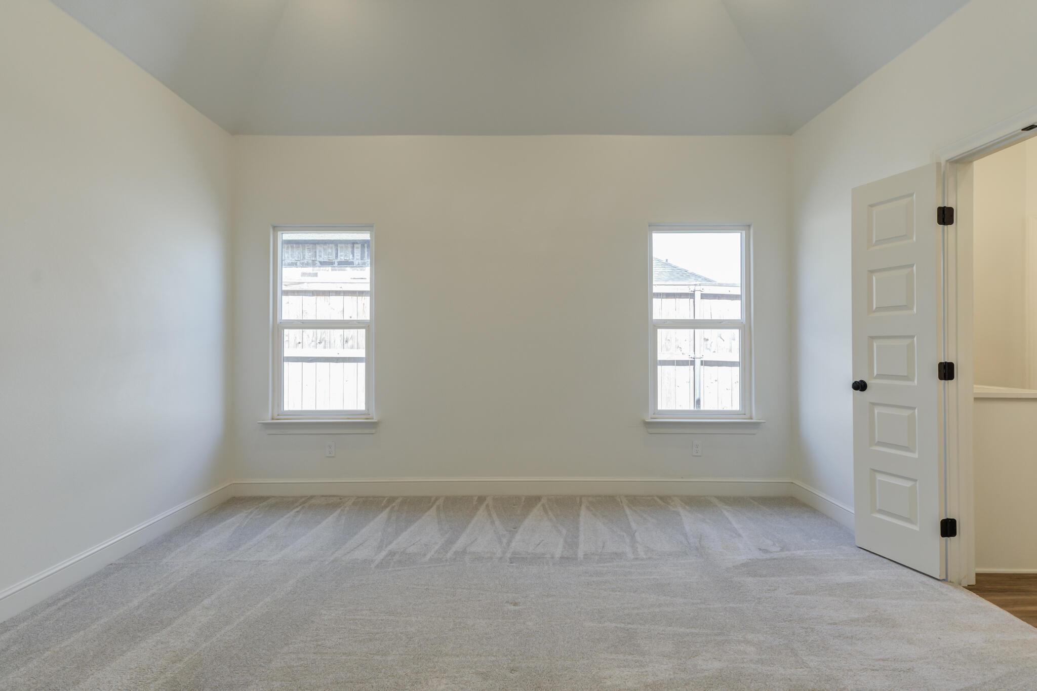 5720 119th Street Lubbock, TX 79424 - Photo 34 of 43 an empty room with windows