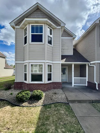 $2,450 | 12173 Waconia Street Northeast, Unit B, Blaine, MN 55449