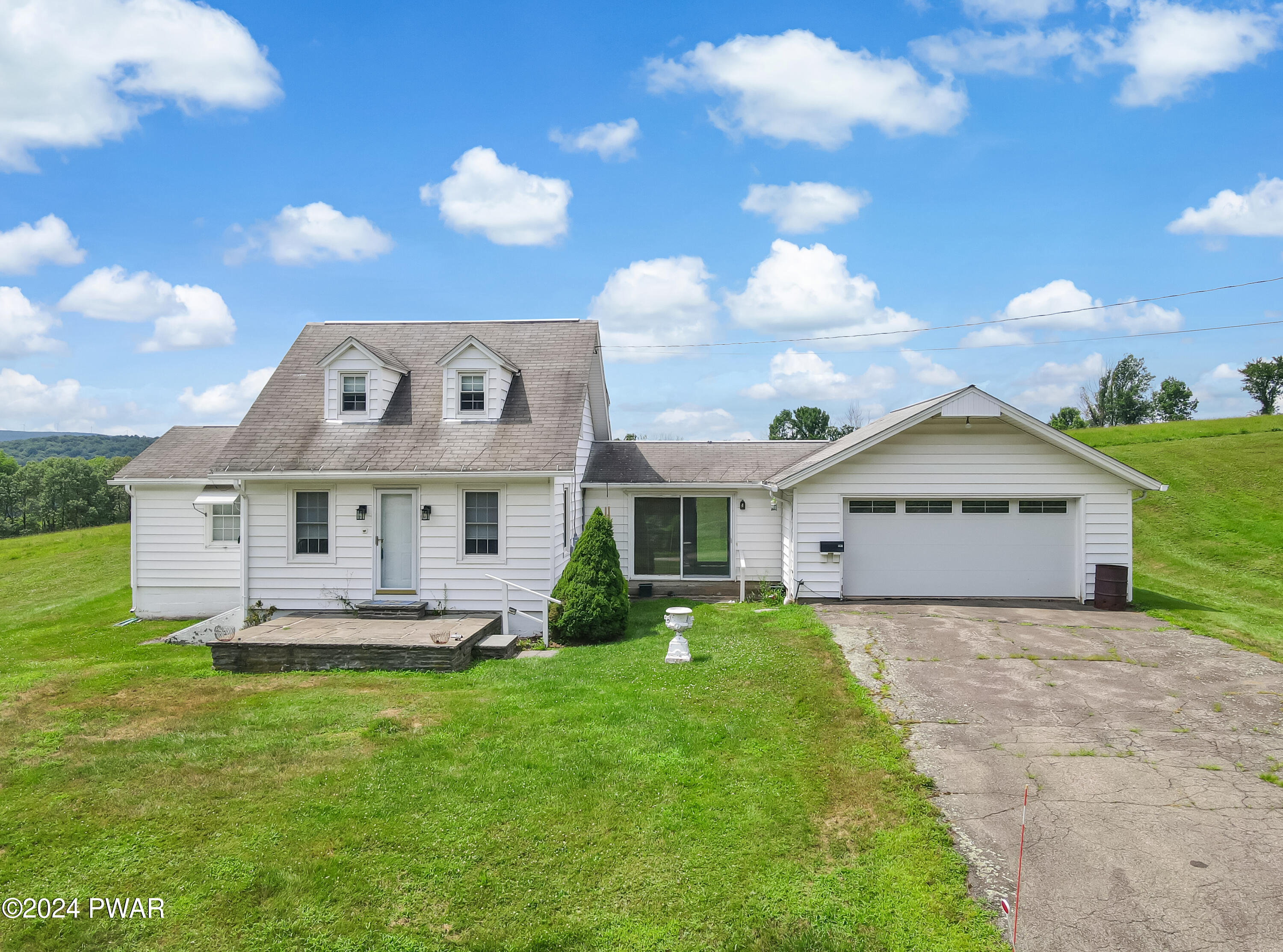 1262 Beech Grove Road Prompton, PA 18456 - Photo 4 of 48