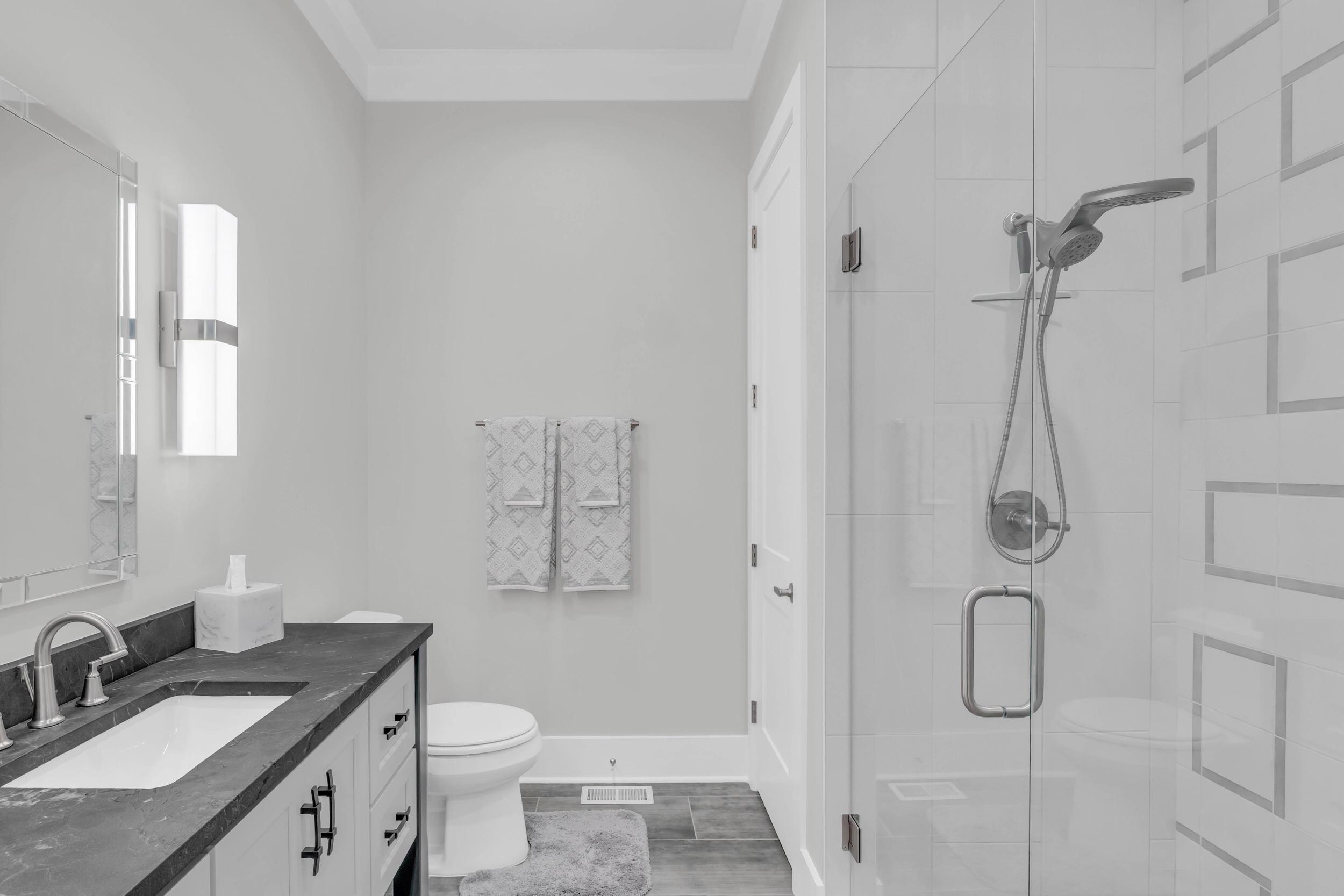 290 Edgewater Way Jasper, TN 37347 - Photo 56 of 134 Guest Bath
