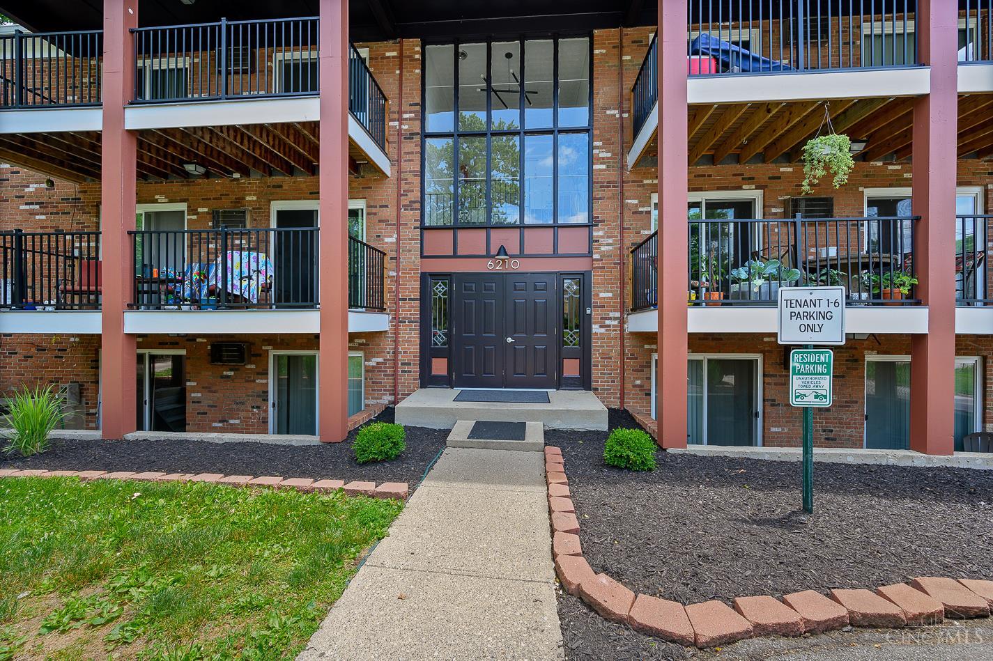 6210 Ridge Avenue, Unit 8 Cincinnati, OH 45213 - Photo 2 of 12