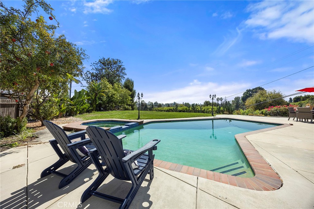 628 Catalina Road Fullerton, CA 92835 - Photo 1 of 51 Gallery Image 1