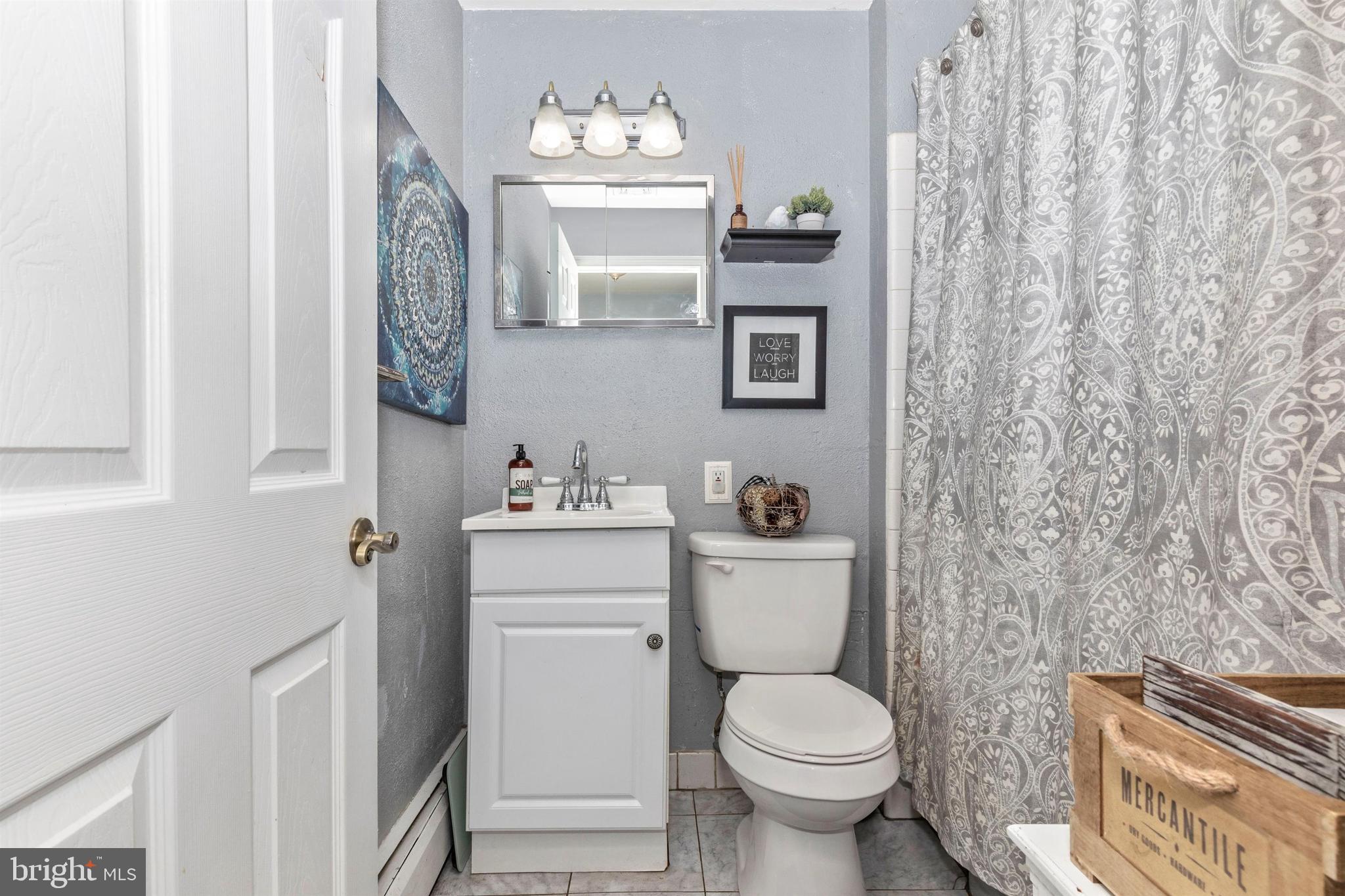 111 Merlin Road Phoenixville, PA 19460 - Photo 21 of 36 Hall Bath