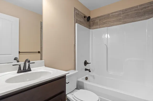 $950 | 1110 Ashridge Drive, Unit C1, Clarksville, TN 37042