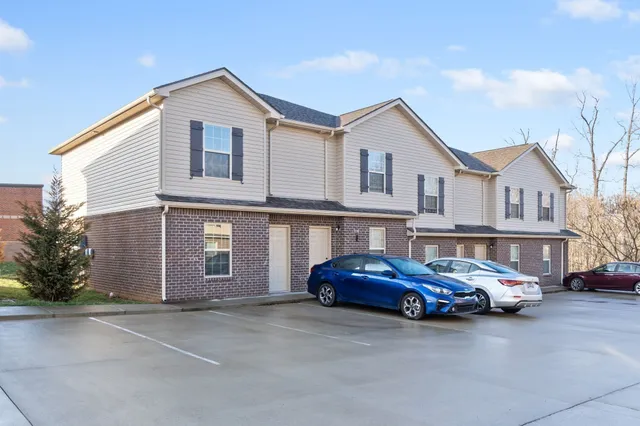 $950 | 1110 Ashridge Drive, Unit C1, Clarksville, TN 37042