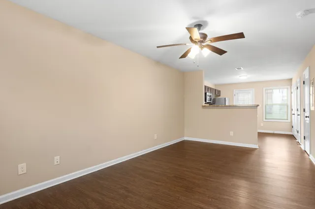 $950 | 1110 Ashridge Drive, Unit C1, Clarksville, TN 37042