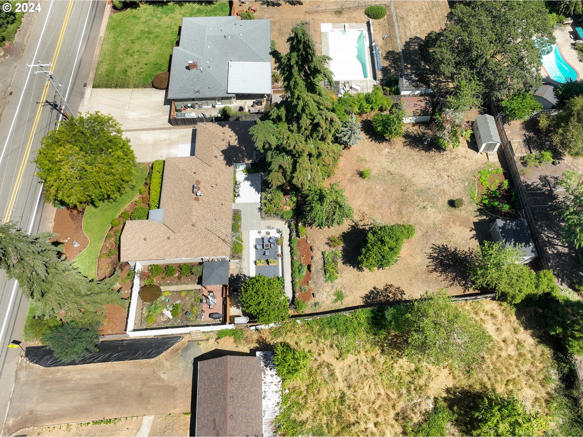 437 Page Road Winchester, OR 97495 - Photo 40 of 43 Gallery Image 40