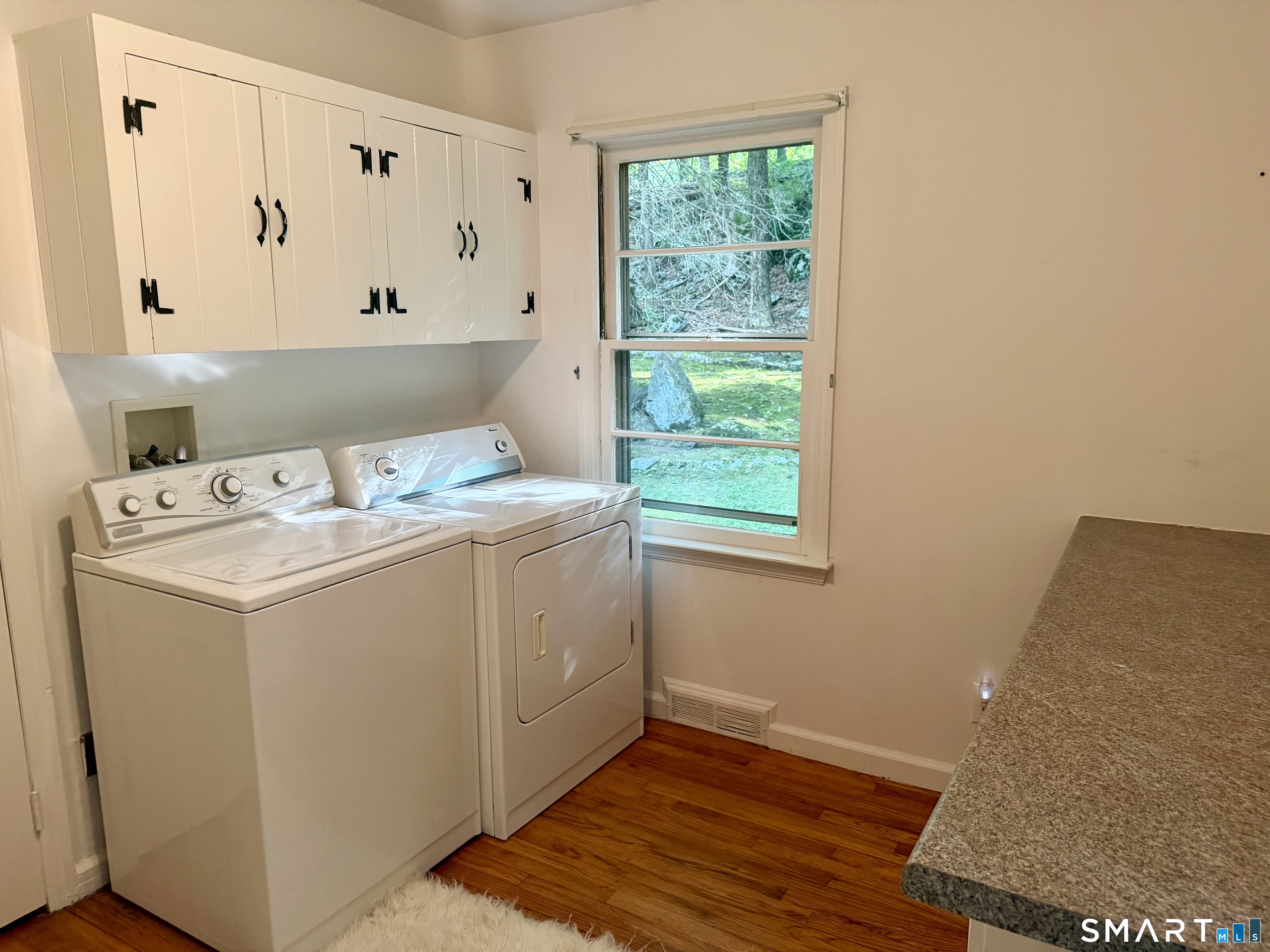 26 Buck Hill Road Ridgefield, CT 06877 - Photo 10 of 30