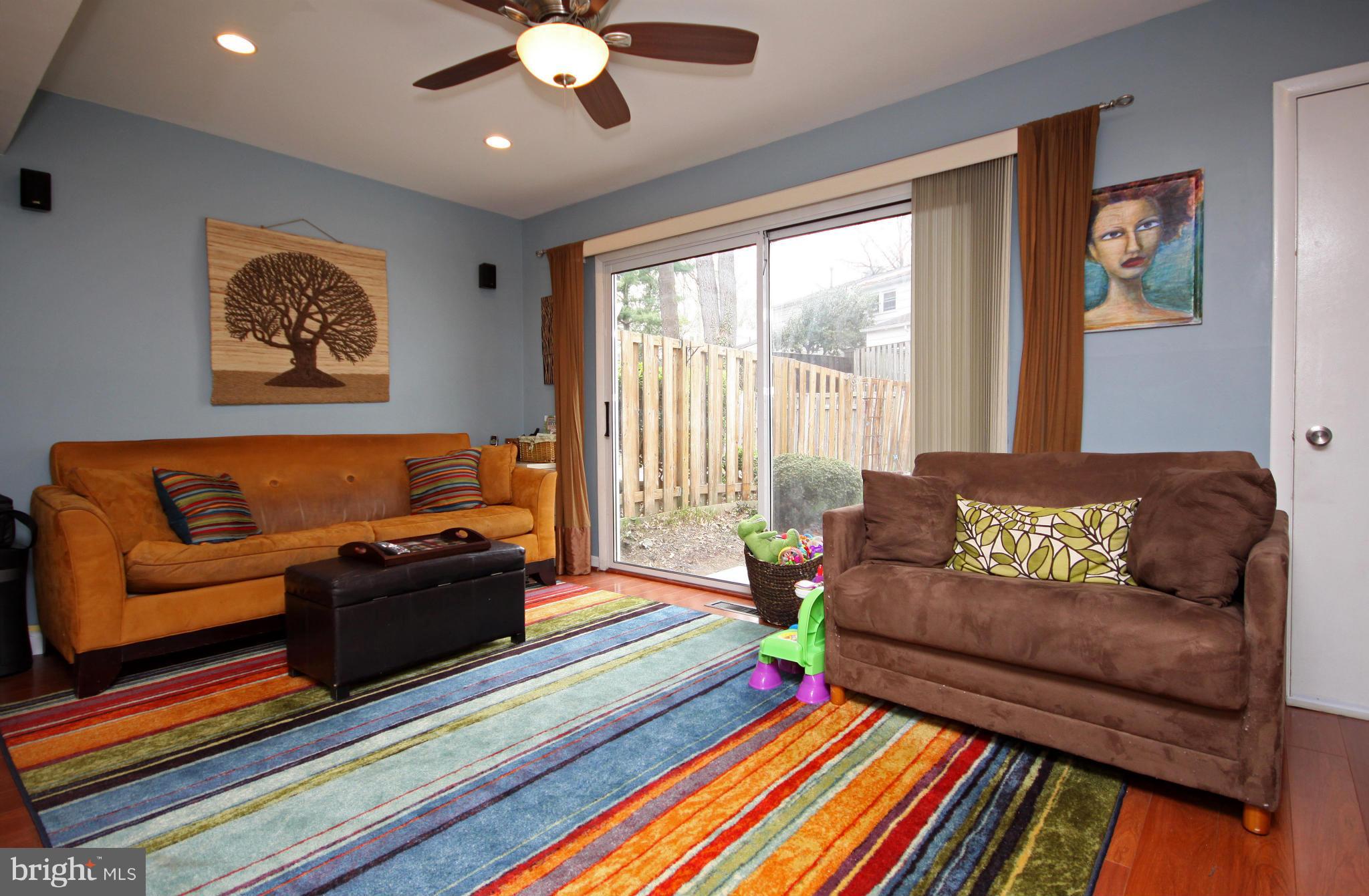 5462 Gloucester Road Columbia, MD 21044 - Photo 12 of 26 Family Room