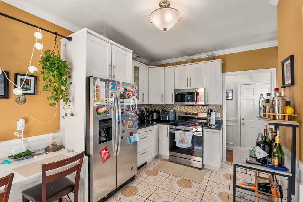 190 Walnut Street Watertown, MA 02472 - Photo 15 of 25