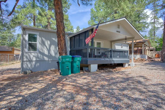 $2,295 | 17090 Iron Springs Road, Munds Park, AZ 86017