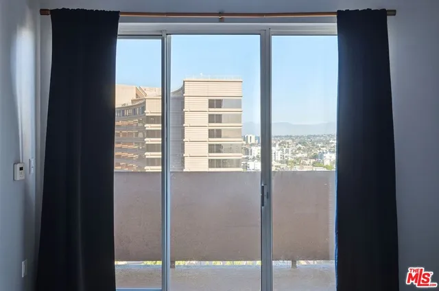 $469,000 | 388 East Ocean Boulevard, Unit 1406, Long Beach, CA 90802