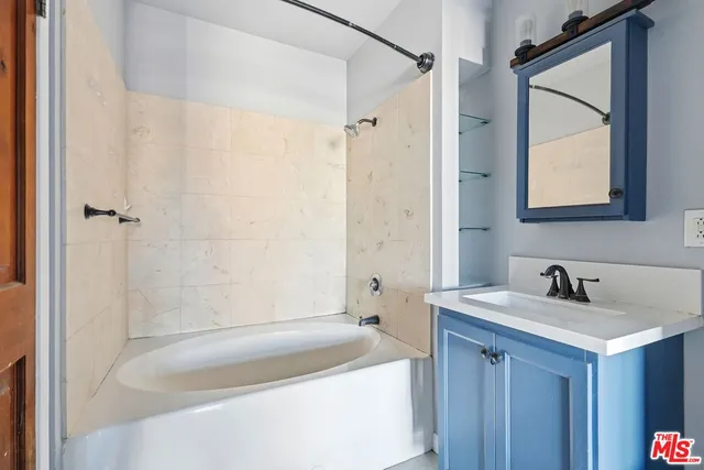 $469,000 | 388 East Ocean Boulevard, Unit 1406, Long Beach, CA 90802