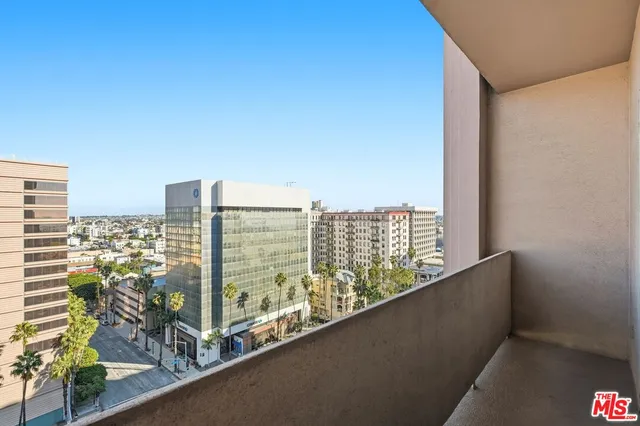 $469,000 | 388 East Ocean Boulevard, Unit 1406, Long Beach, CA 90802