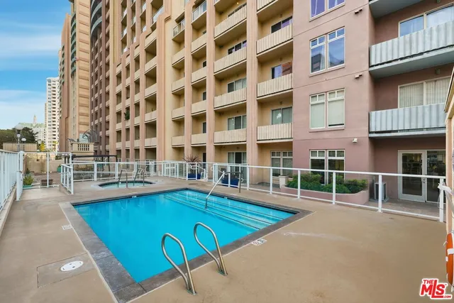 $469,000 | 388 East Ocean Boulevard, Unit 1406, Long Beach, CA 90802