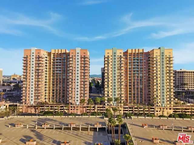 $469,000 | 388 East Ocean Boulevard, Unit 1406, Long Beach, CA 90802