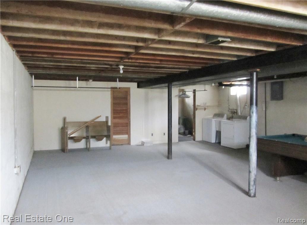 15410 Beech Daly Road Taylor, MI 48180 - Photo 37 of 48 027.JPG