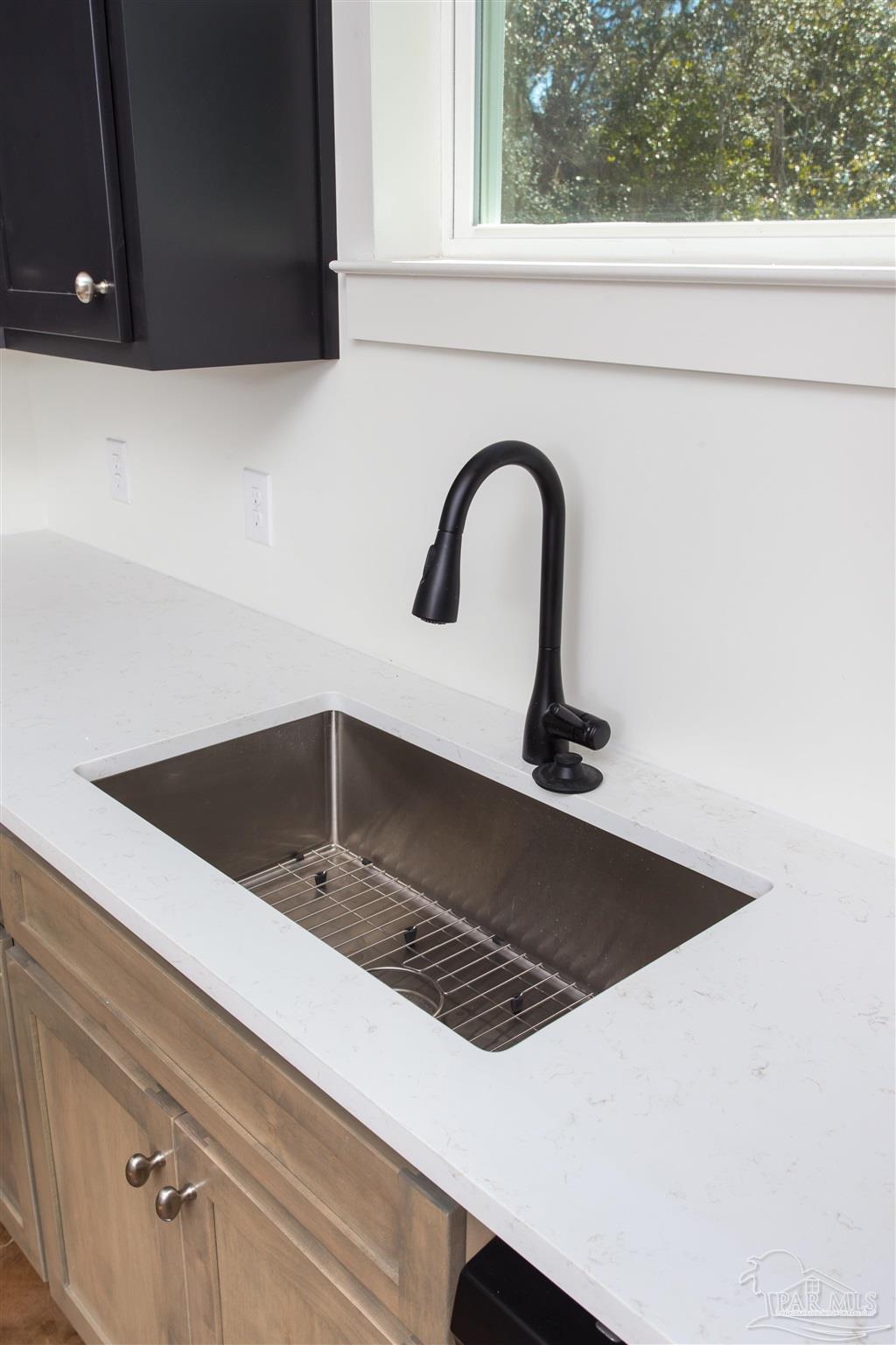 5420 Viking Road Pensacola, FL 32507 - Photo 17 of 40