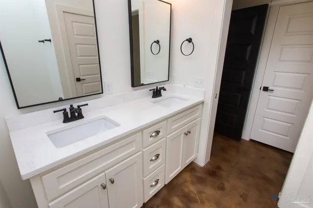 $385,000 | 5420 Viking Road, Pensacola, FL 32507