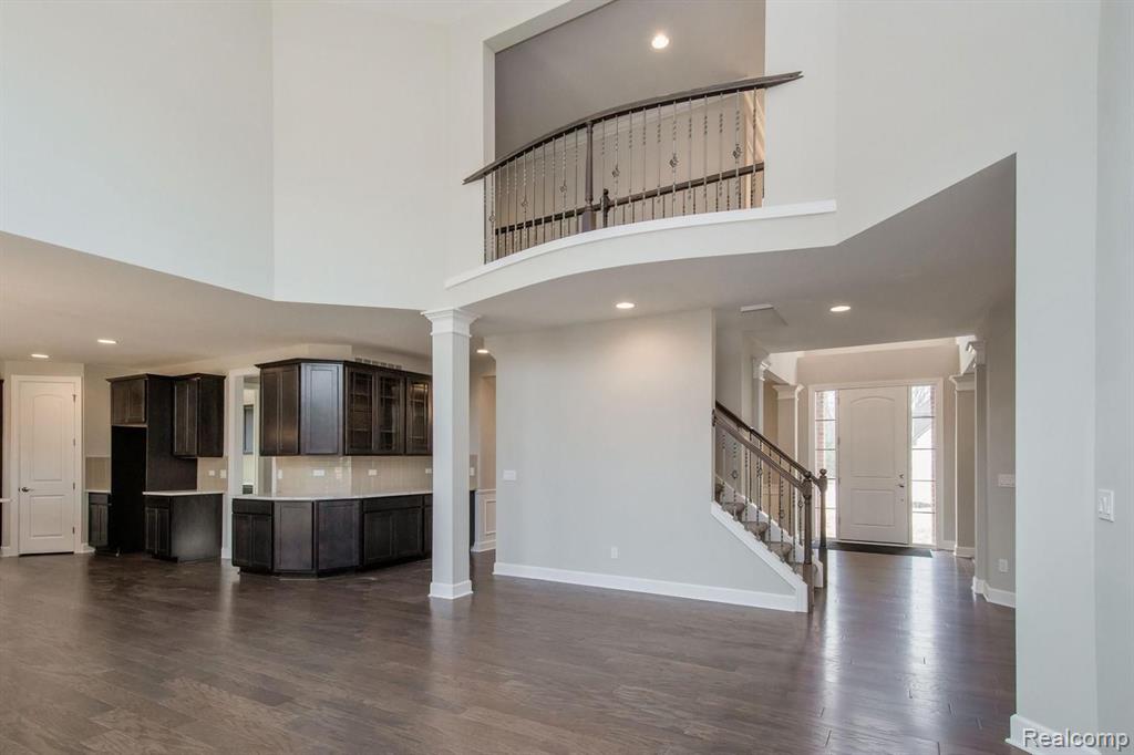 47639 Alpine Drive Novi, MI 48374 - Photo 12 of 36