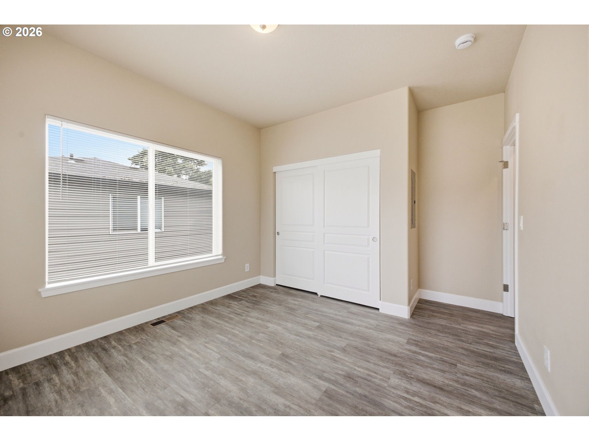 6136 Southeast Duke Street Portland, OR 97206 - Photo 32 of 42