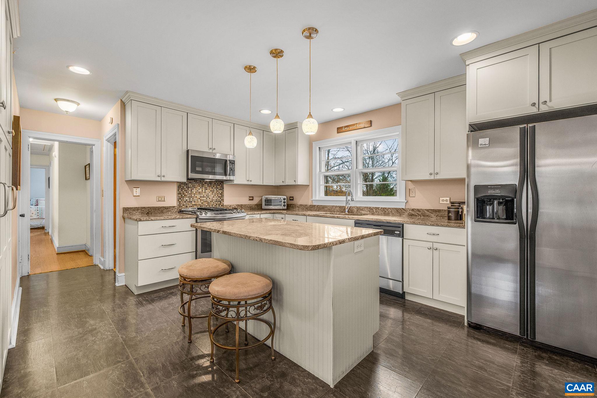 1822 Meadowbrook Heights Road Charlottesville, VA 22901 - Photo 10 of 37 Gallery Image 10