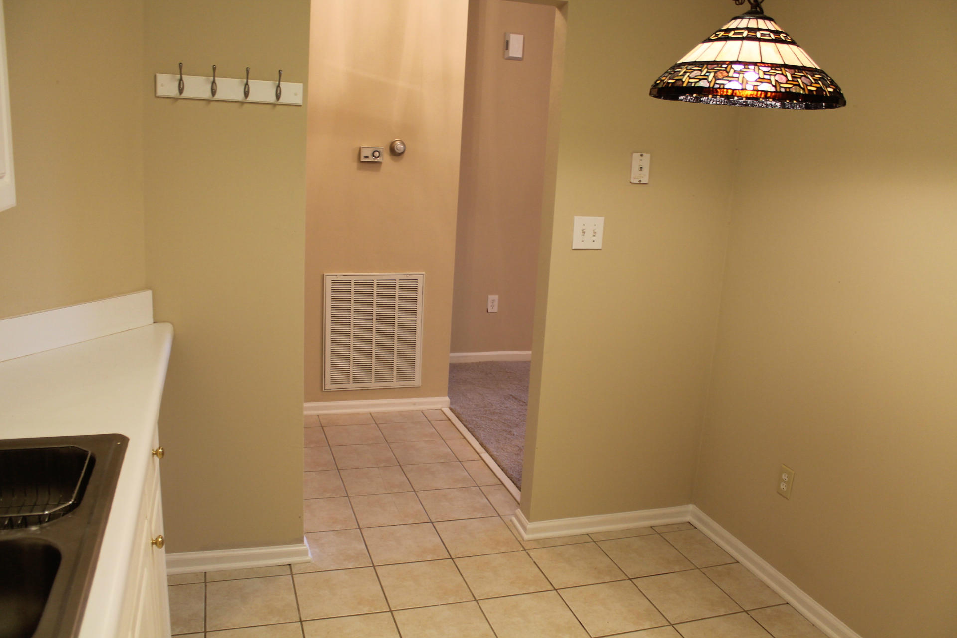 4434 Pheasant Ridge Road, Unit 205 Roanoke, VA 24014 - Photo 8 of 23 077