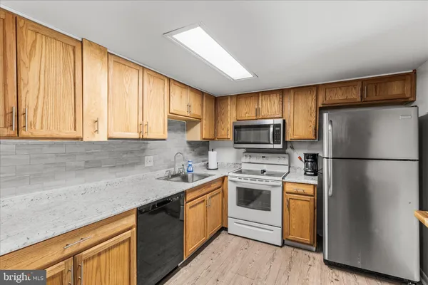 $169,000 | 100 Dew Drop Court, Unit 100, York, PA 17403
