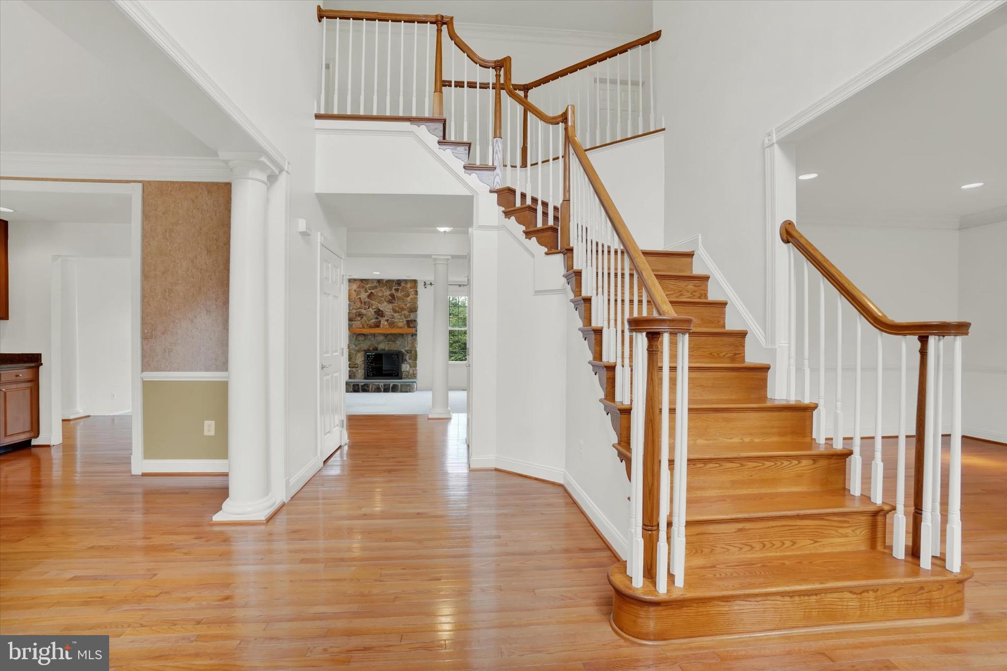 100 Hunts Bluff Road Sparks Glencoe, MD 21152 - Photo 6 of 65 Step into the gracious formal entrance foyer.