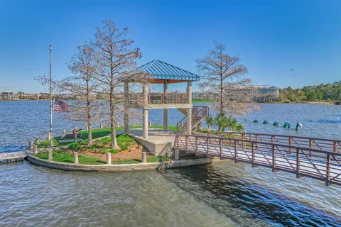 $1,645,000 | 23 Ripple Rush Court, The Woodlands, TX 77381
