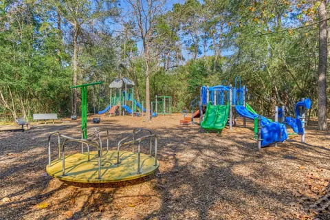 $1,645,000 | 23 Ripple Rush Court, The Woodlands, TX 77381