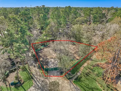 $1,645,000 | 23 Ripple Rush Court, The Woodlands, TX 77381