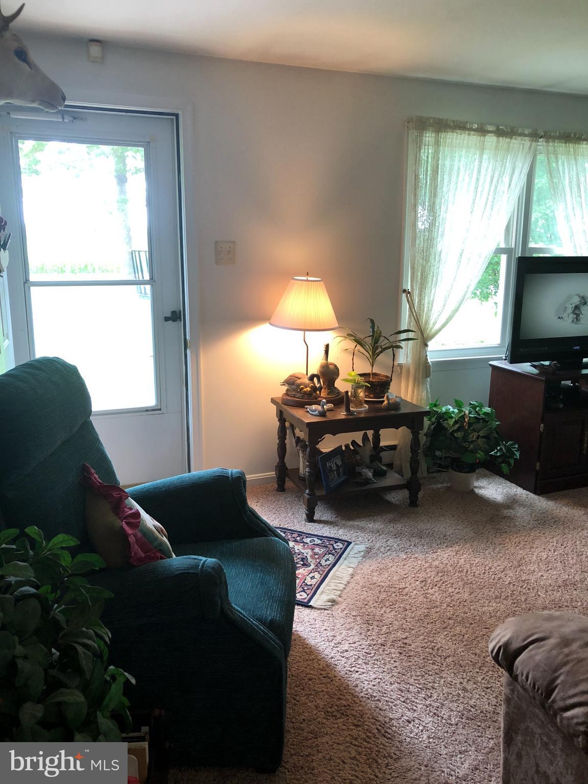 11212 Plugge Road Cordova, MD 21625 - Photo 2 of 30 Living Room