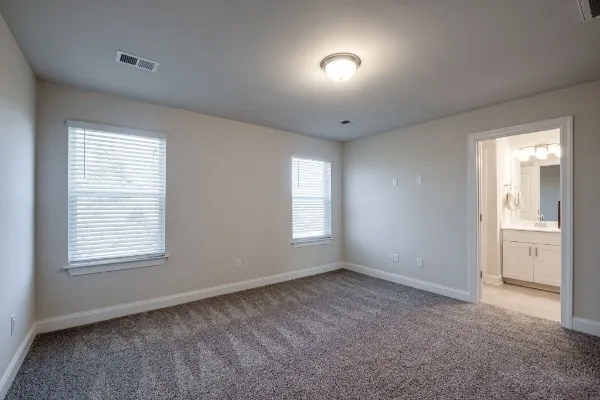 $289,900 | 857 Longleaf Lane, Columbia, TN 38401